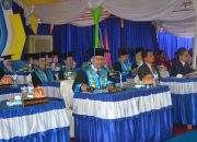 307 Sarjana dan 1 Magister Unismuh Palu Diwisuda