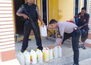 Polsek Tolut Sita Puluhan Liter Miras Tradisonal di Salumpaga