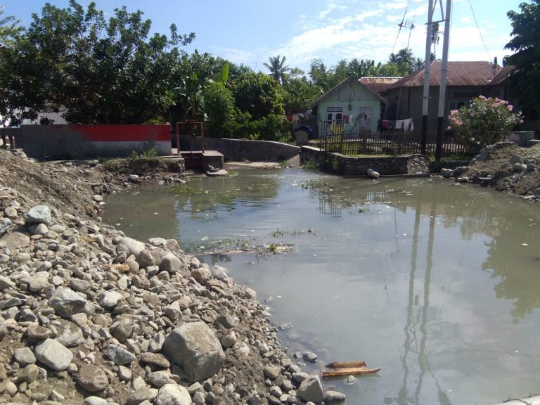 jembatan labuan dibongkar (1)