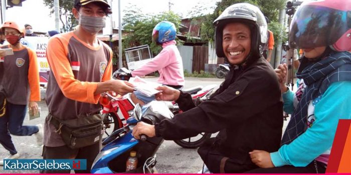 1.000 Masker Gratis Produksi SMKN 5 Dibagikan ke Masyarakat