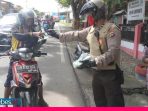 Sabhara Polres Banggai Patroli Rutin Sambil Bagi-bagi Masker