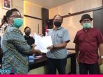 KPU Poso Tetapkan Bapaslon Samsuri- Toni Sowolino Memenuhi Syarat Calon Perseorangan di Pilkada Poso