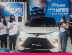 Tengah Pendemi, Kalla Grup Luncurkan Toyota Raize di Palu