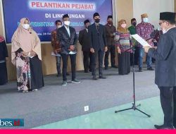 Rektor Unismuh Palu Lantik Pejabat Struktural Gelombang Terakhir