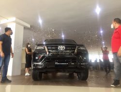 Kalla Toyota Palu Gelar Bazar Tukar Mobil Lama ke Toyota Baru