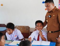 Kunjungi Dua Sekolah Dasar di Kota Palu, Wali Kota : Pendidikan SD itu Pondasi