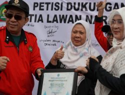 Wakil Wali Kota Palu Teken Petisi Dukungan Lawan Narkoba Bersama Civitas Akademi  STIA Panca Marga Palu