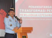 Wujudkan Transformasi Data Kepegawaian Semakin PASTI, Jajaran Kanwil Kemenkumham Sulteng Tandatangani Komitmen Bersama