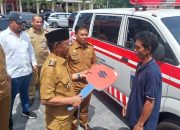 Gubernur Rusdy Mastura Serahkan 8 Mobil Ambulance untuk Yayasan dan Rumah Ibadah di Sulawesi Tengah