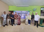 FK-IJK Sulteng Salurkan Bantuan Sosial di Bulan Ramadan