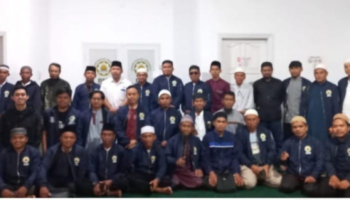 Alumni Da’i dan Imam Masjid DMI Sulteng Dilantik, Siap Jalankan Program Dakwah dan Keummatan