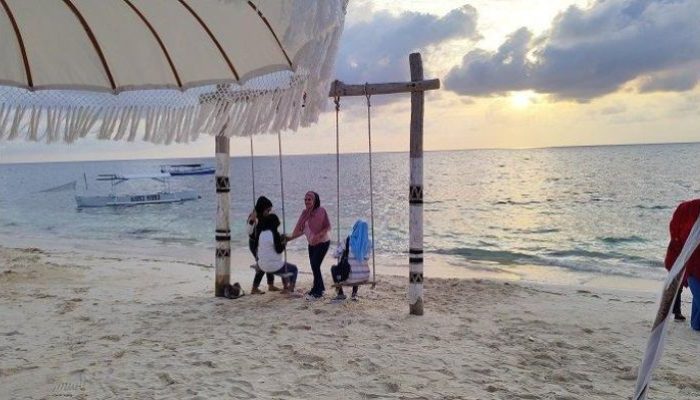 Ini 6 Destinasi Pantai di Sulawesi Tengah yang Bagus untuk Wisata saat Libur Lebaran