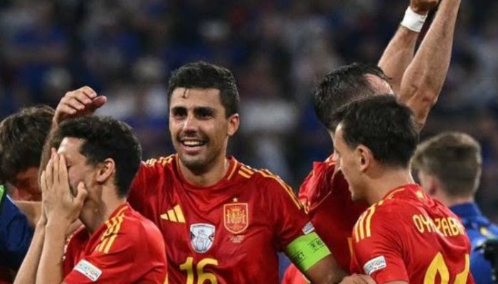 Spanyol Juarai EURO 2024: La Roja Unggul Tipis Atas Inggris di Final Dramatis!