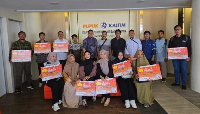 Tingkatkan Loyalitas Pelanggan, 20 Distributor Pupuk Kaltim Terima Reward Program Merdeka NPK Pelangi