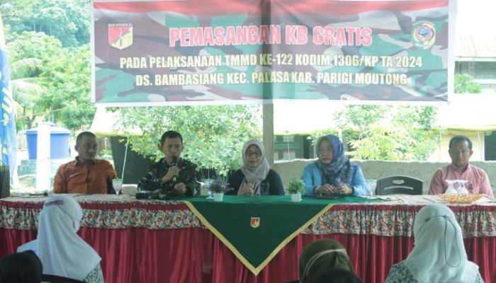 TNI Gelar Program KB Gratis dan Penyuluhan Stunting di Desa Palasa dalam TMMD ke-122