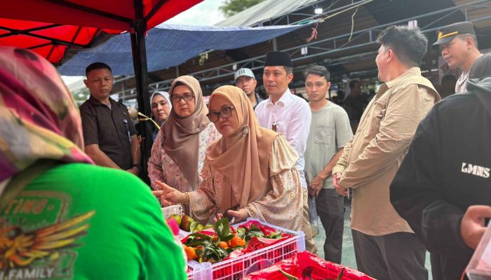 Bank Indonesia Sulteng Dorong Transaksi  QRIS di Pasar Ramadhan Kota Palu 2025